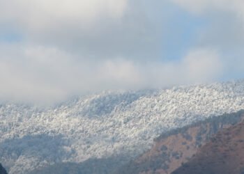 हिमाल र पहाडमा मध्यम वर्षासहित हिमपातको सम्भावना