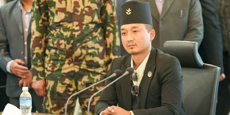 ‘कानूनभन्दा माथि कोही छैन, देश अब नयाँ दिशातर्फ जान्छ’: गृहमन्त्री