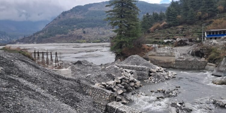 मुस्ताङको (लेते–धम्पु) पुल निर्माणमा ढिलासुस्ती