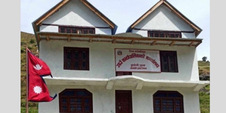 तिला गाउँपालिकाद्वरा ठेक्काबाट १२ योजना निर्माण गर्दै