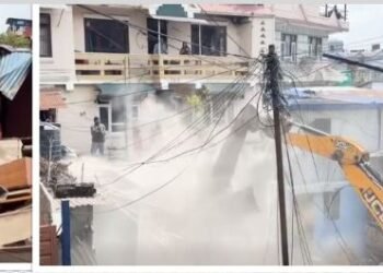 बालेनको सरकार नबन्दै टोखामा डोजर आतङ्क सुरु, सुकुम्बासी भन्छन् परिवारको बिजोग भयो