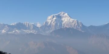 वसन्तयामको धौलागिरि हिमाल आरोहण सुरु : पहिलोदिन नौजनाद्वारा आरोहण