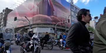 पावर प्लान्ट वरिपरि मानव शृङ्खला बनाउन आह्वान गर्दै इरानद्वारा युद्धोन्मुख चेतावनी जारी