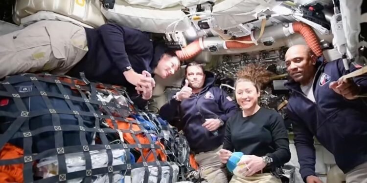 मानव फेरि चन्द्रतर्फ, नयाँ इतिहास सुरु