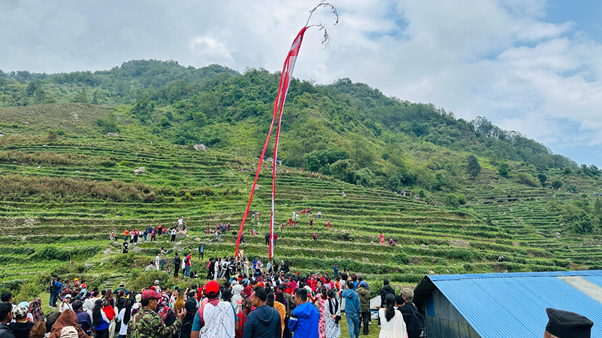 भूमे पूजाः देवतालाई खुसी बनाउन मोसो दल्ने परम्परालाई निरन्तरता