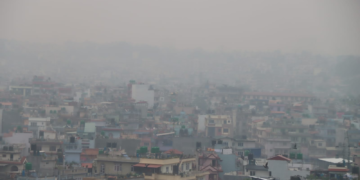 डढेलोले देश जलाउँदै, काठमाडौं विषाक्त हावाको चपेटामा—स्वास फेर्नै कठिन