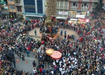 ललितपुरमा रातो मच्छिन्द्रनाथको रथारोहण