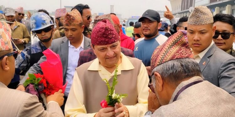पोखरामा पूर्वराजा ज्ञानेन्द्रको भव्य स्वागत