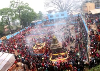 मातातीर्थमा मातृभक्तको भीड