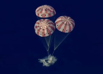 ५० वर्षपछि चन्द्रयात्राको नयाँ इतिहास : ‘आर्टेमिस– २’ का अन्तरिक्ष यात्री सफलतापूर्वक पृथ्वीमा अवतरण