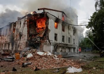 युक्रेनमा रूसी आक्रमण, १४ जनाको मृत्यु