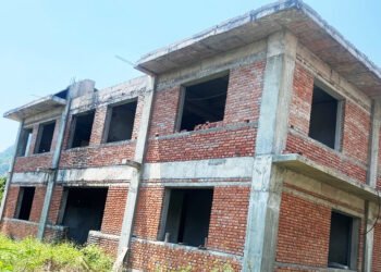 तीन पटकसम्म म्याम थप्दा पूरा हुन सकेन नमूना पशु अस्पताल भवन