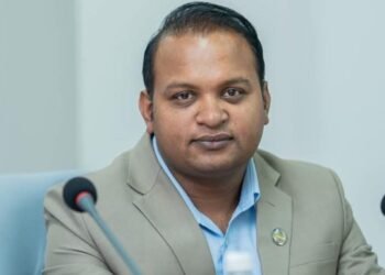 श्रममन्त्री साह पदमुक्तः प्रधानमन्त्री शाहद्वारा रास्वपाको सिफारिसमा कारबाही