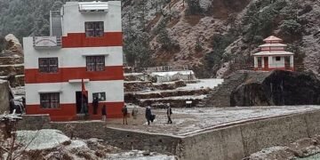 तिलागुफालाई धुँवामुक्त बनाउन ‘एक घर, एक सुधारिएको चुलो’ वितरण अभियान