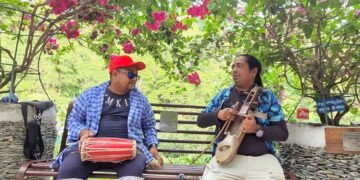 सारङ्गीको धुनमा जीवन धान्दै दुई गन्धर्व