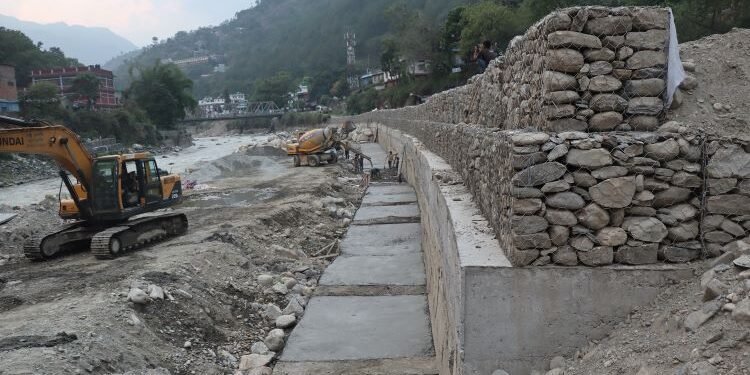 बेनीलाई कटान र बाढीबाट जोगाउन नदी नियन्त्रण योजना