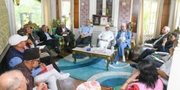 एमाले सचिवालय बैठकमा अध्यक्ष ओलीले जवाफ दिने, मार्ग प्रशस्त गर्न बहुमत सदस्यहरुको सुझाव