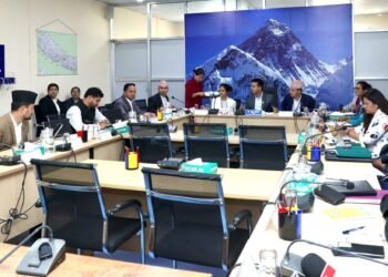 सरकारको स्पष्टोक्ति: पेट्रोलियम मूल्य घट्ने अवस्था छैन, स्वचालित प्रणालीले मूल्य अझ बढ्न सक्ने चेतावनी