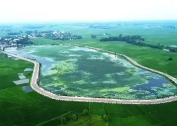 नेपालगन्जमा ऐतिहासिक तलाउ मासिँदै