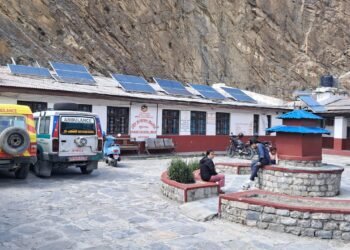 मुस्ताङ अस्पतालमा बढे बिरामी