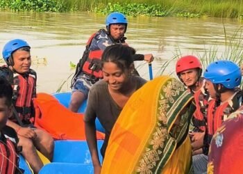 सशस्त्र टोलीद्वारा बागमतीमा फसेका तीन बालिकासहित १४ जनाको उद्धार