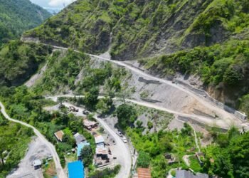मालिकाको दरवाङ–फूलबारी सडक स्तरोन्नति