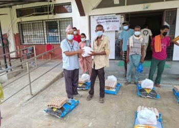 क्षयरोगीलाई पोषणका लागि खाद्यान्न सहयोग