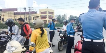ट्राफिक कारबाहीमा १७ लाख २४ हजार राजस्व सङ्कलन