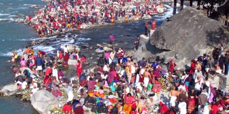 उत्तरगया धाम सफाइ अभियानः पाँच टन फोहर सङ्कलन