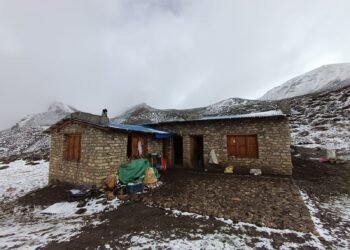 दामोदरकुण्ड तीर्थयात्रीलाई निःशुल्क भोजनको व्यवस्था