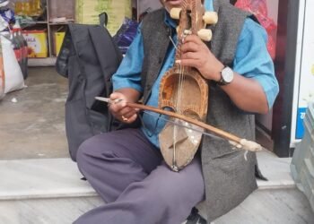 सारङ्गीको धुनसँगै पुर्ख्यौली पेसा जोगाउँदै यमबहादुर गन्धर्व