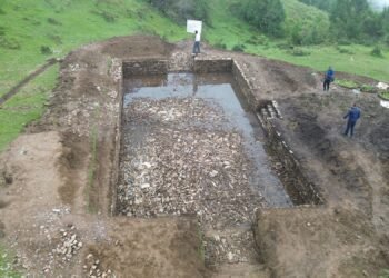 वन्यजन्तुका लागि भुल्के छोक्ला सामुदायिक वनमा पोखरी निर्माण