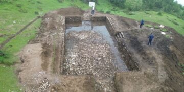 वन्यजन्तुका लागि भुल्के छोक्ला सामुदायिक वनमा पोखरी निर्माण