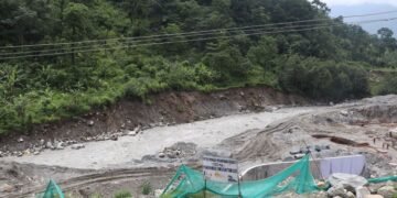 जलविद्युत् आयोजनाको ‘मकिङ’ले पहिरो र कटानको समस्या
