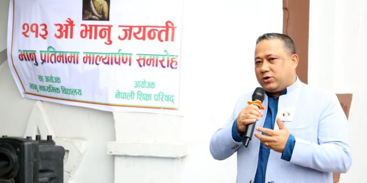 आदिकविले भाषाका माध्यमबाट विश्वभरका नेपालीलाई भावनात्मक रुपमा एकताबद्ध बनाएः परराष्ट्रमन्त्री खनाल