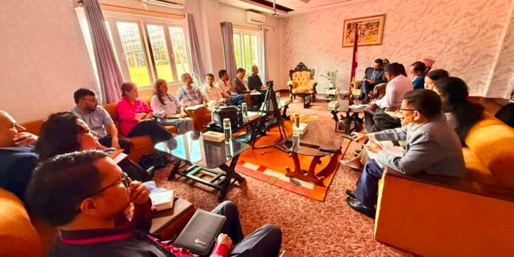 शैक्षिक परामर्श व्यवसायमाथि धरौटीको व्यवस्था कायमै रहन्छ : शिक्षामन्त्री
