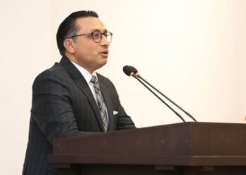ढुक्क भएर लगानी विस्तार गर्न उद्योगी–व्यवसायीहरूलाई अर्थमन्त्रीको आग्रह