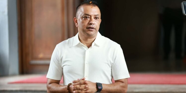 सर्वदलीय बैठकमा सरकारको अनुपस्थितिमाथि गगन थापाको प्रश्न : ‘सरकार कहाँ छ?’