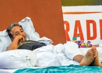 भारतः वाङ्चुकको स्वास्थ्य कमजोर हुँदै गएपछि प्रहरीको पहलमा अस्पतालमा भर्ना