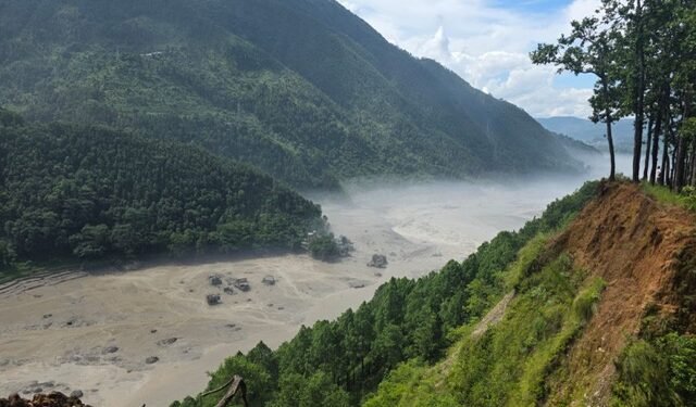 भोटेकोशी बाढीः तटीय क्षेत्रका सर्वसाधारणलाई सतर्कता अपनाउन आग्रह