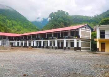 कक्षाकोठा अभाव झेल्दै आएको सुकुर्दुङको विद्यालयमा थपिए १२ कोठा