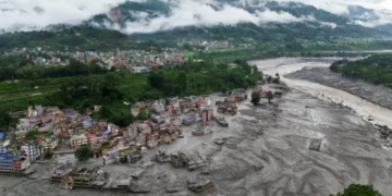 भीषण बाढीपछि अवरुद्ध सञ्चार यसरी भयो पुनःस्थापना