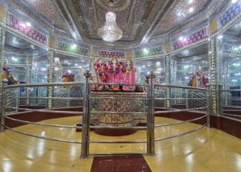 धार्मिक पर्यटकलाई लोभ्याउँदै सिसमहल