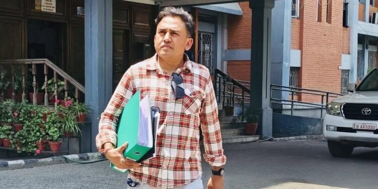 न्याय खोज्दा राज्यले आवाज नसुनेपछि पुनः देश छाड्न बाध्य भएँ : धुर्मुस