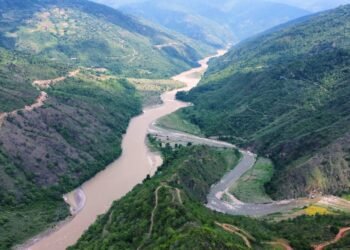 फत्तेपुर दोभानमा बेलिब्रिज निर्माण हुँदै