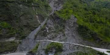 फापरखेत पहिरोको विकल्पमा मोटरेबल पुल