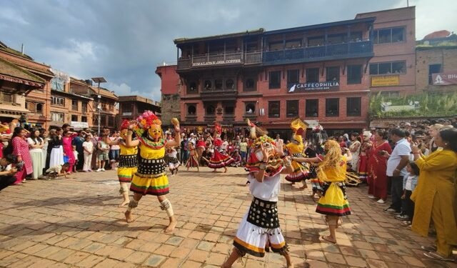 जाने होइन त जीवित सङ्ग्रहालय हेर्न ?