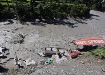 प्राकृतिक उपचारस्थल सिंगा तातोपानी कुण्डमा बाढीले क्षति