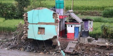 बागलुङमा बाढीपहिरोः ६१ घर गोठ बगे, ५१ घरमा आंशिक क्षति