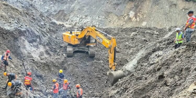 हाइड्रो पावरका इन्जिनियरले खोले लाङटाङको सुरुङ, २ जनाको शव भेटियो